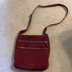 Vera Bradley Triple Zip Hipster purse